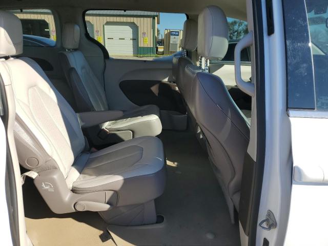 Photo 10 from auction – 2018 CHRYSLER PACIFICA T with VIN 2C4RC1BG3JR233571