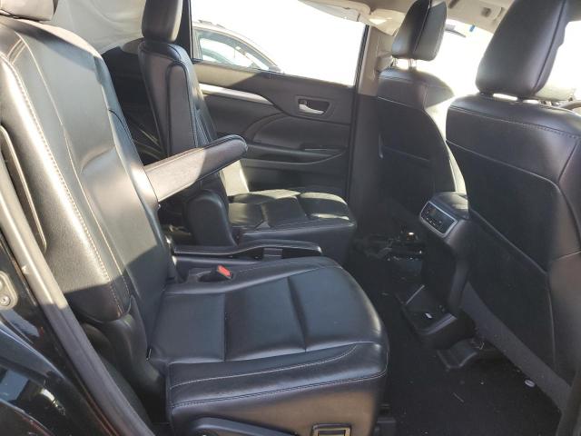 Photo 11 from auction – 2018 TOYOTA HIGHLANDER with VIN 5TDJZRFHXJS886225