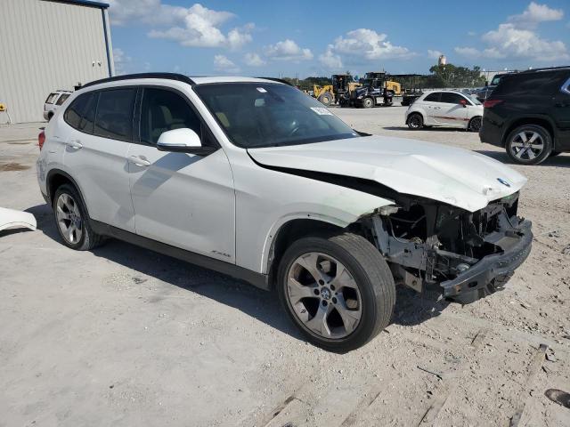 Photo 4 from auction – 2015 BMW X1 SDRIVE2 with VIN WBAVM1C51FV317110