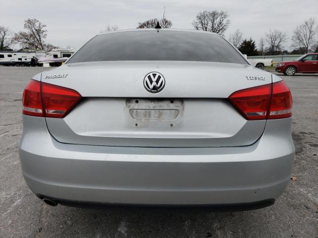 Photo 6 from auction – 2015 VOLKSWAGEN PASSAT SE with VIN 1VWBV7A38FC091308