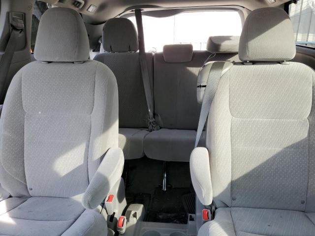 Photo 10 from auction – 2018 TOYOTA SIENNA with VIN 5TDKZ3DC7JS921022