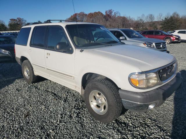 Photo 4 from auction – 2000 FORD EXPLORER X with VIN 1FMZU63E8YZB36532