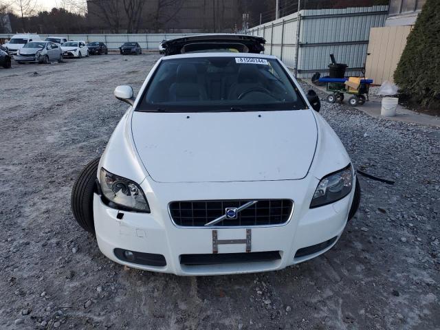 Photo 5 from auction – 2010 VOLVO C70 T5 with VIN YV1672MCXAJ094349