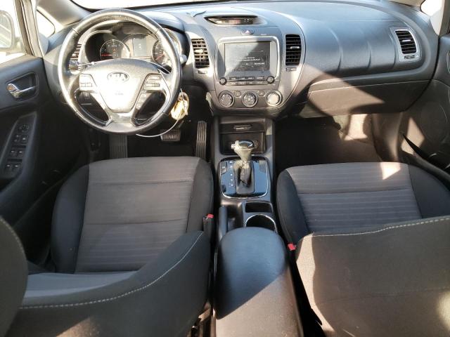 Photo 8 from auction – 2017 KIA FORTE LX with VIN 3KPFL4A75HE012653