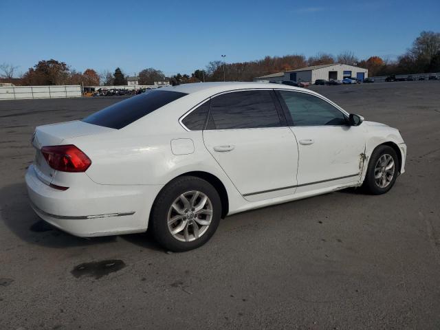 Photo 3 from auction – 2016 VOLKSWAGEN PASSAT S with VIN 1VWAT7A35GC053019