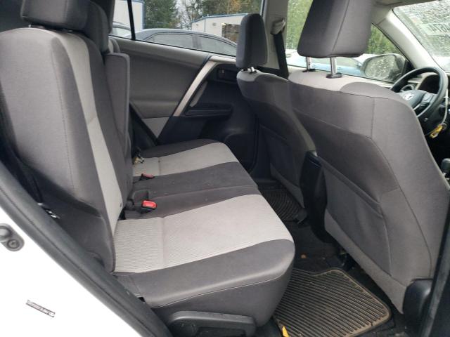 Photo 11 from auction – 2013 TOYOTA RAV4 LE with VIN JTMBFREV0DD042652