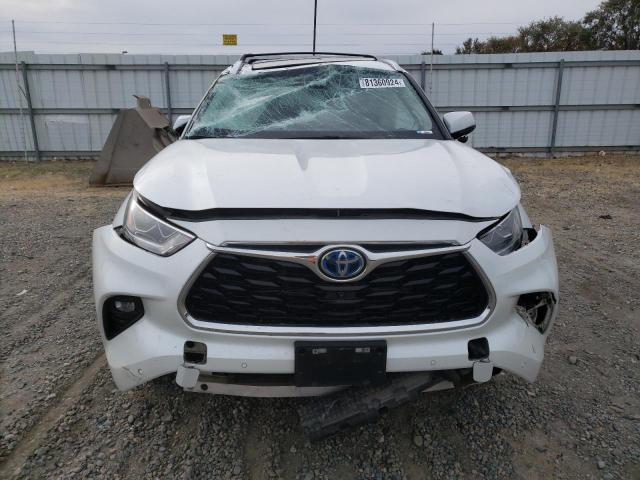 Photo 5 from auction – 2023 TOYOTA HIGHLANDER with VIN 5TDEBRCH4PS124415