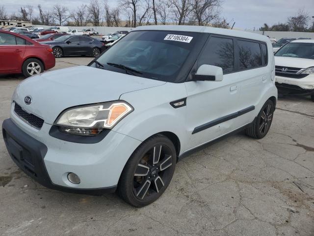 KIA SOUL + 2010 with VIN KNDJT2A27A7174714 - Photo from auction