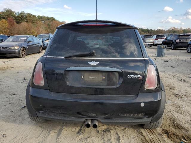 Photo 6 from auction – 2005 MINI COOPER S with VIN WMWRE33585TL12037