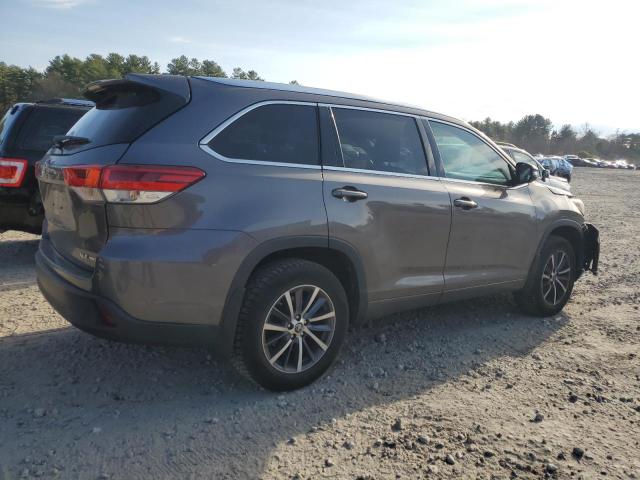 Photo 3 from auction – 2017 TOYOTA HIGHLANDER with VIN 5TDJZRFH3HS429976