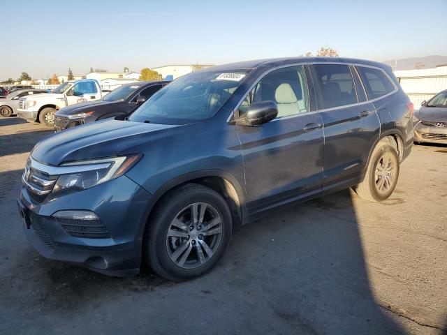 HONDA PILOT EX 2018 with VIN 5FNYF5H38JB029424 - Photo from auction