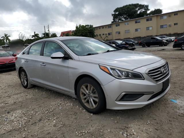 Photo 4 from auction – 2016 HYUNDAI SONATA SE with VIN 5NPE24AF3GH353193