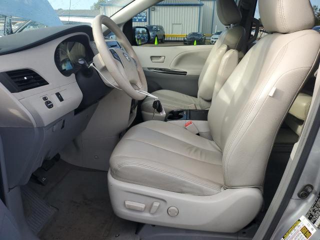 Photo 7 from auction – 2012 TOYOTA SIENNA LE with VIN 5TDKK3DC3CS189219