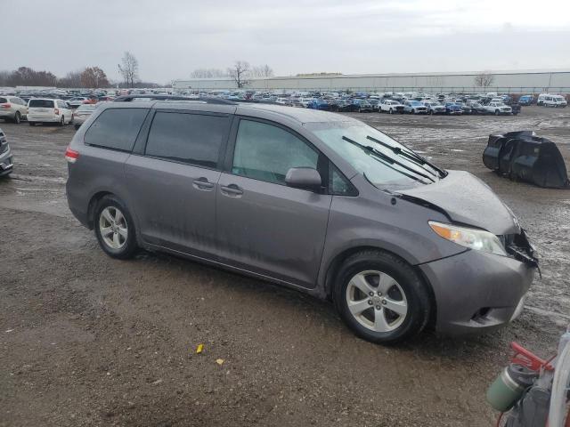 Photo 4 from auction – 2011 TOYOTA SIENNA LE with VIN 5TDKK3DC7BS169523