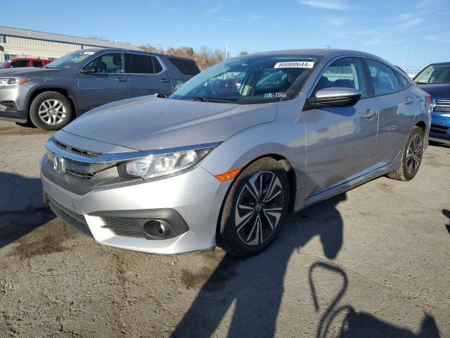 HONDA CIVIC EXL 2017 with VIN 19XFC1F70HE205204 - Photo from auction