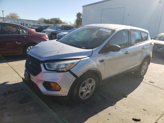 FORD ESCAPE S 2017 con VIN 1FMCU0F78HUD60591 - Foto de la subasta