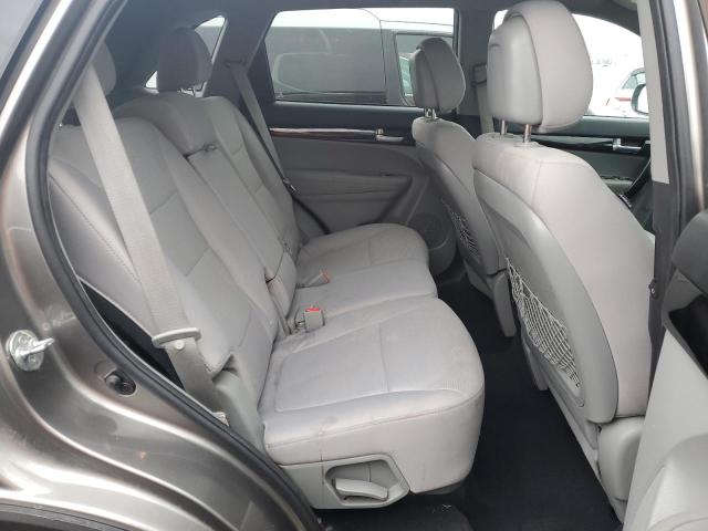 Photo 10 from auction – 2015 KIA SORENTO LX with VIN 5XYKTDA77FG555663