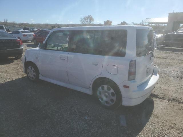Photo 2 from auction – 2005 TOYOTA SCION XB with VIN JTLKT324350200738