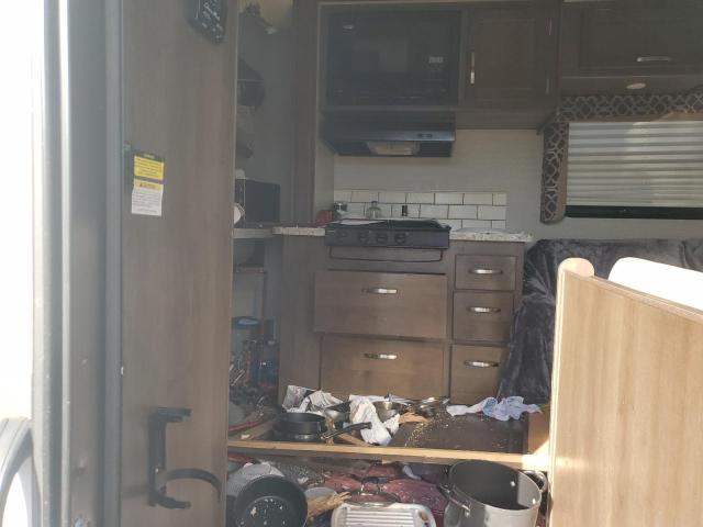 Photo 10 from auction – 2018 FORD ECONOLINE with VIN 1FDXE4FSXJDC22096