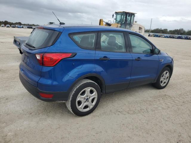 Photo 3 from auction – 2019 FORD ESCAPE S with VIN 1FMCU0F7XKUC45479