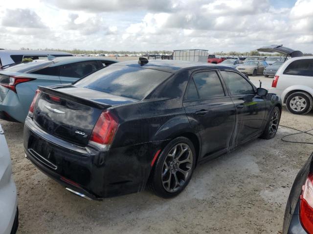 Photo 3 from auction – 2018 CHRYSLER 300 S with VIN 2C3CCABG5JH285574