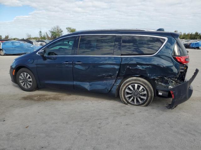 Photo 2 from auction – 2021 CHRYSLER PACIFICA H with VIN 2C4RC1L7XMR606057