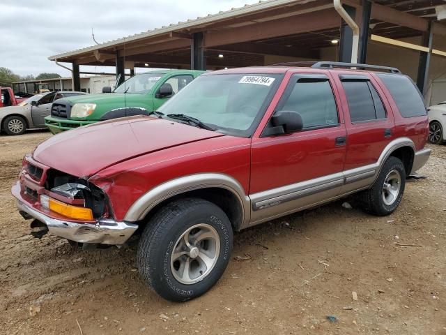 CHEVROLET BLAZER 2000 with VIN 1GNCS13W3Y2213772 - Photo from auction