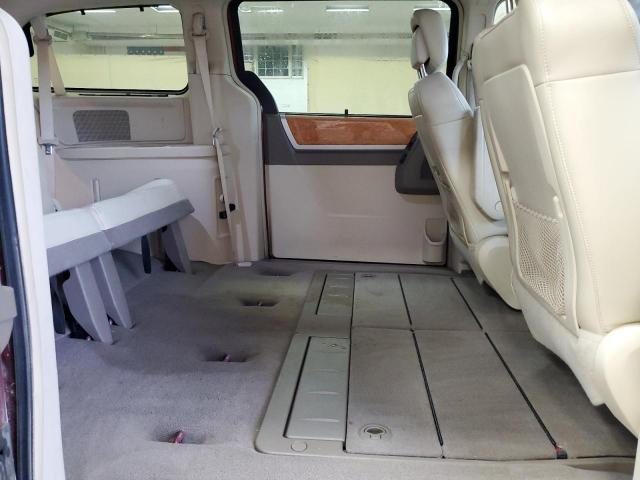 Photo 11 from auction – 2010 CHRYSLER TOWN & COU with VIN 2A4RR7DX5AR376109