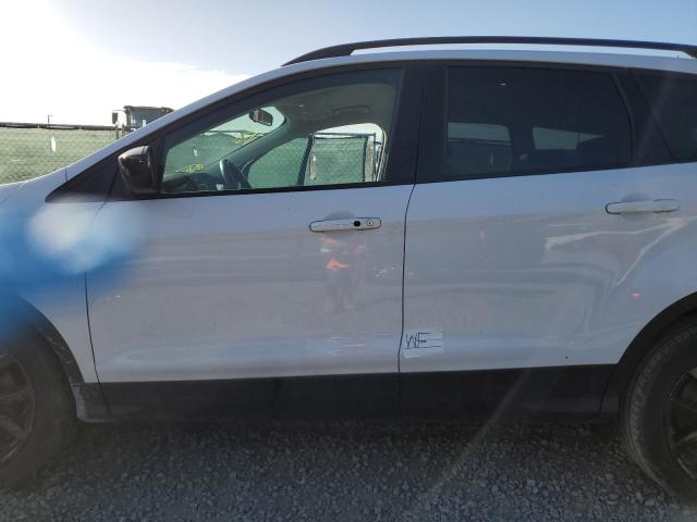 Photo 13 from auction – 2019 FORD ESCAPE SE with VIN 1FMCU0GD2KUA07212