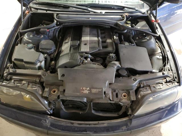 Photo 11 from auction – 2004 BMW 330 XI with VIN WBAEW53414PN32805