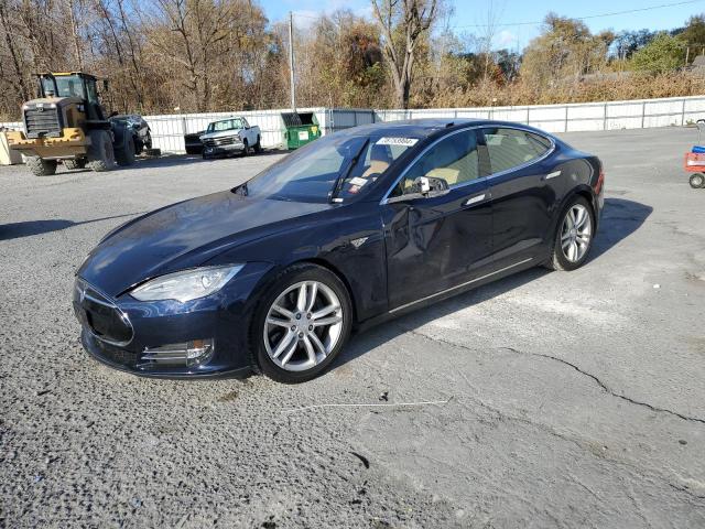 TESLA MODEL S 85 2015 with VIN 5YJSA1H22FF081255 - Photo from auction