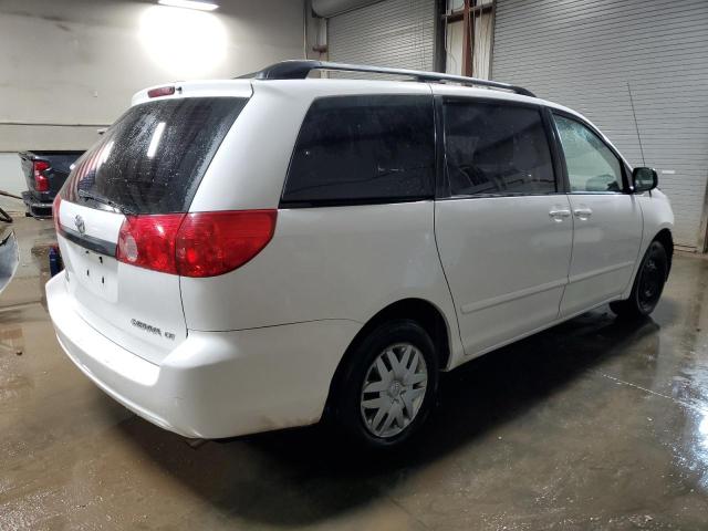 Photo 3 from auction – 2010 TOYOTA SIENNA CE with VIN 5TDKK4CC0AS323060