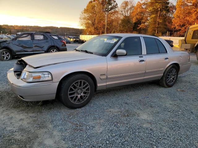 MERCURY GRAND MARQ 2010 with VIN 2MEBM7FV3AX633974 - Photo from auction