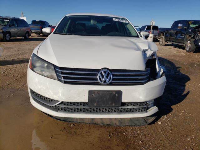 Photo 5 from auction – 2014 VOLKSWAGEN PASSAT S with VIN 1VWAT7A33EC074464