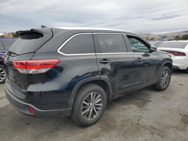 صورة رقم 3 من المزاد - 2018 TOYOTA HIGHLANDER مع VIN 5TDKZRFH6JS258960