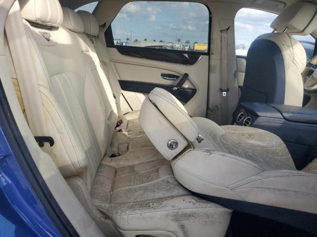 Photo 11 from auction – 2019 BENTLEY BENTAYGA with VIN SJAAM2ZV6KC026009