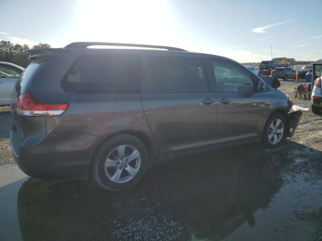 Photo 3 from auction – 2013 TOYOTA SIENNA LE with VIN 5TDKK3DC5DS400762