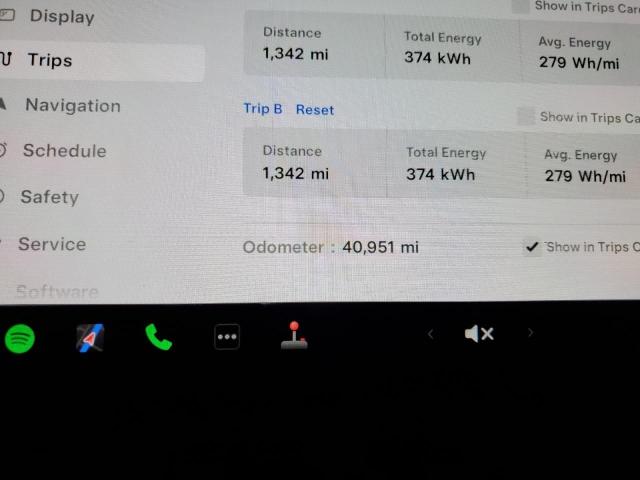 Photo 9 from auction – 2021 TESLA MODEL Y with VIN 5YJYGAEE4MF306439
