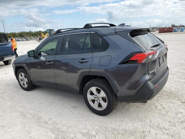 Photo 2 from auction – 2019 TOYOTA RAV4 XLE with VIN JTMW1RFV4KD010394
