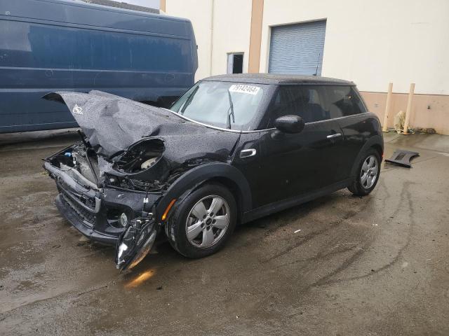 MINI COOPER 2021 with VIN WMWXR3C06M2N12998 - Photo from auction