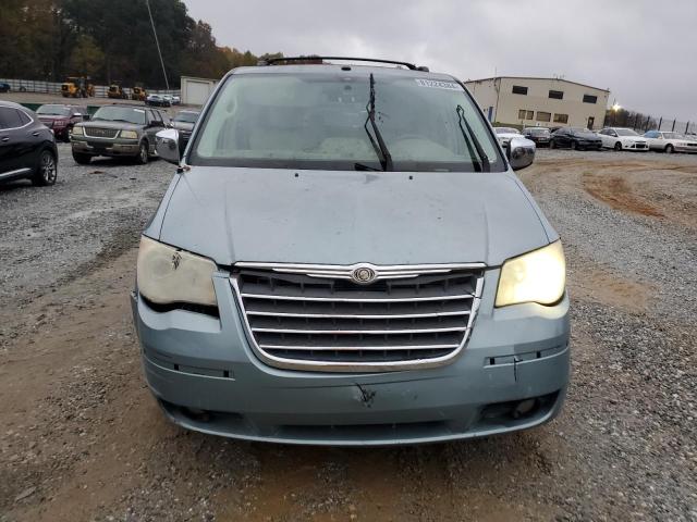 Photo 5 from auction – 2010 CHRYSLER TOWN & COU with VIN 2A4RR6DX6AR150185