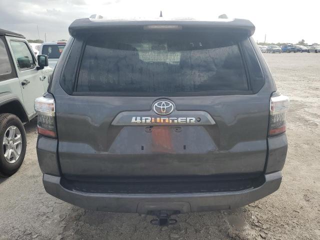 Photo 6 from auction – 2018 TOYOTA 4RUNNER SR with VIN JTEBU5JR5J5588355