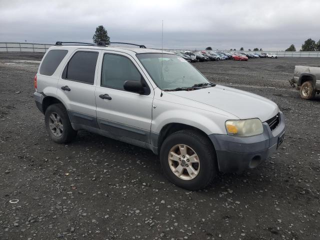 Photo 4 from auction – 2005 FORD ESCAPE XLT with VIN 1FMYU93175KA30751