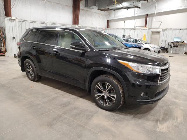Photo 4 from auction – 2016 TOYOTA HIGHLANDER with VIN 5TDJKRFH6GS256408
