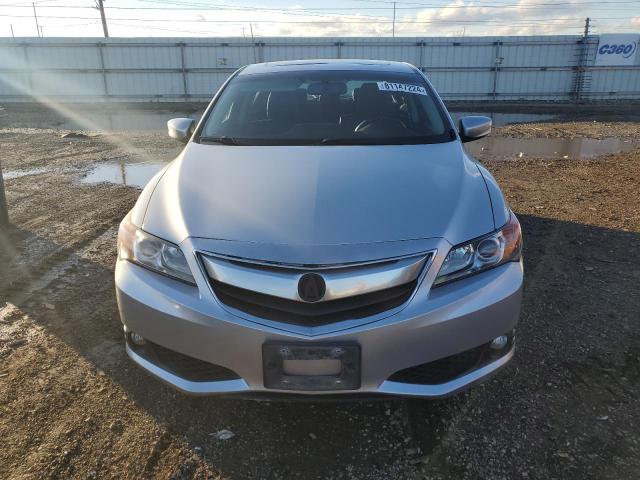 Photo 5 from auction – 2013 ACURA ILX 20 PRE with VIN 19VDE1F5XDE009628