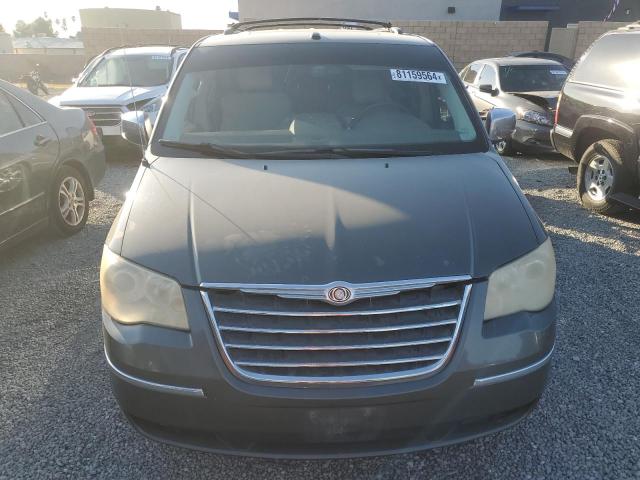Photo 5 from auction – 2010 CHRYSLER TOWN & COU with VIN 2A4RR7DX1AR321902