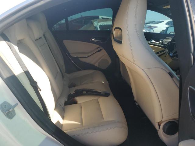 Photo 10 from auction – 2016 MERCEDES-BENZ CLA 250 with VIN WDDSJ4EB7GN324704