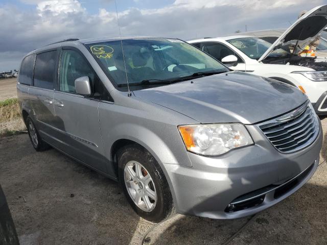 Photo 4 from auction – 2013 CHRYSLER TOWN & COU with VIN 2C4RC1BG5DR653062