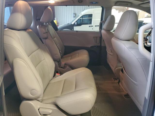 Photo 11 from auction – 2015 TOYOTA SIENNA XLE with VIN 5TDYK3DCXFS651029