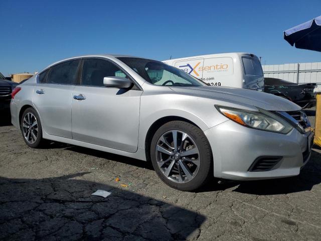 Photo 4 from auction – 2016 NISSAN ALTIMA 2.5 with VIN 1N4AL3AP7GN320752